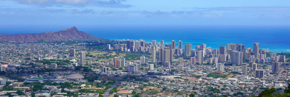 Diamond Head / Waikiki / Honolulu Skyline